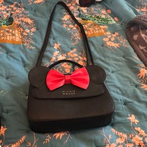 Loungefly Minnie Mouse purse